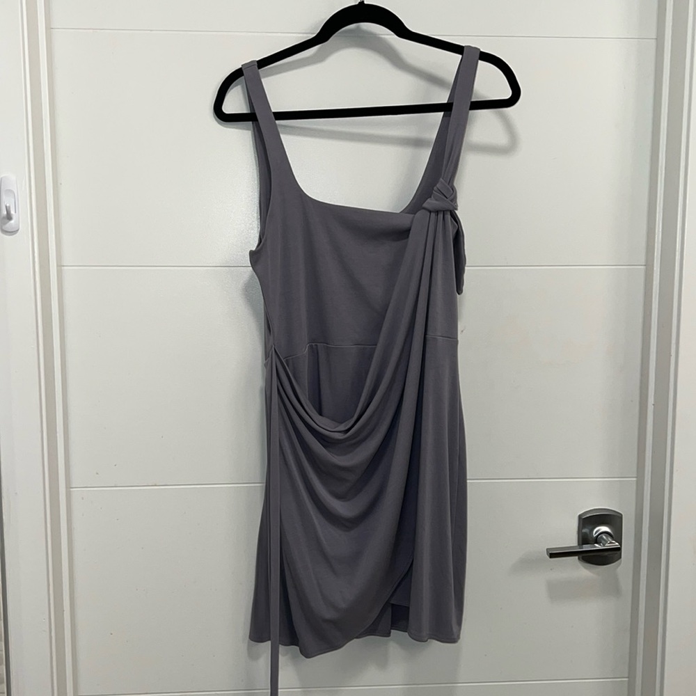Aritzia Wilfred Saturn Mini Wrap Dress